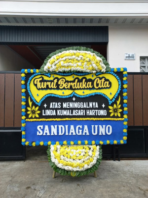 Papan Bunga Duka di Kaligondang